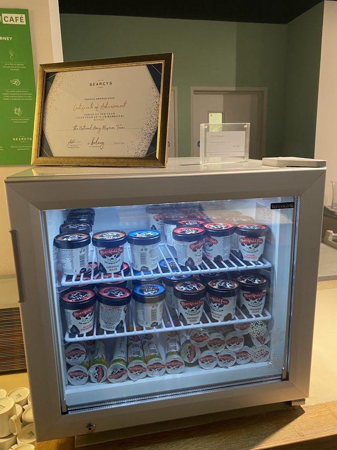 The chilled grab-and-go cabinet